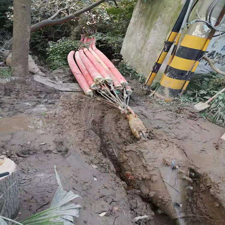 鲤城拖拉管